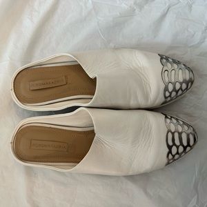 BCBG Max Azria white mules, women’s 9